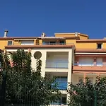 Agence Jf Immo - 6 Couchages En Front De Dans Avec Piscine Collective V0382 Apartment *