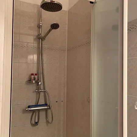 V0382 - 6 Couchages En Front De Dans Résidence Avec Piscine Appartement *
