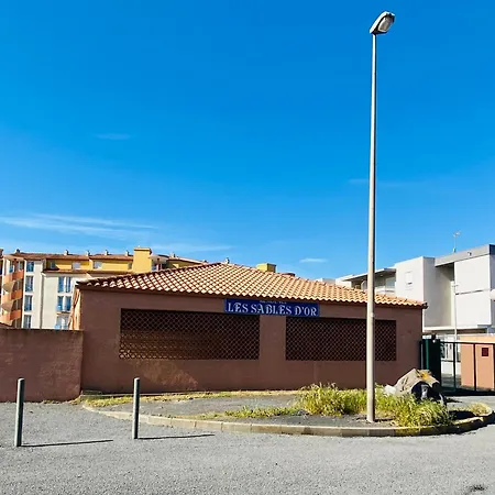 Apartment Agence Jf Immo - 6 Couchages En Front De Dans Avec Piscine Collective V0382 Vias